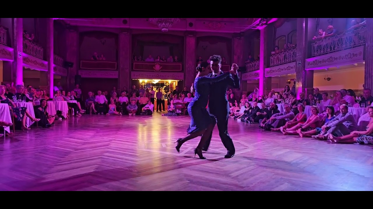 Sebastian Achaval y Roxana Suarez no XII Festival de Tango Liber,  Lugo em 08/07/23 - 2/4