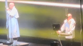 Pet Shop Boys - Where the Streets Have No Name ( Can’t Take My Eyes Off You ) ( Live )