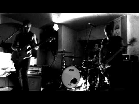 Suitenoir - Like A Mule (Live at The Underground in Falmouth 230212)