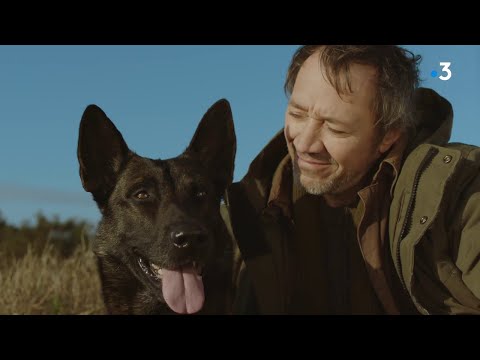 Le voyageur - S02E01 Le roi nu