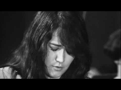 Martha Argerich Plays Chopin Concerto 1