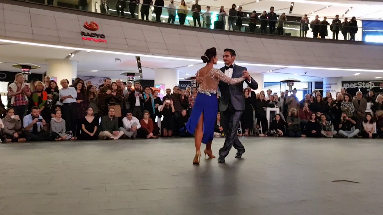 Sebastian Avendano & Tanya Gutierrez 21. Kanyon Milonga