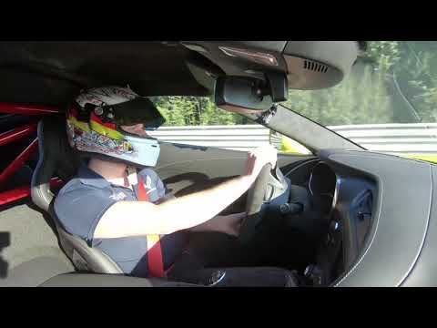 Louisa am Limit - Corvette fahren auf dem Sachsenring