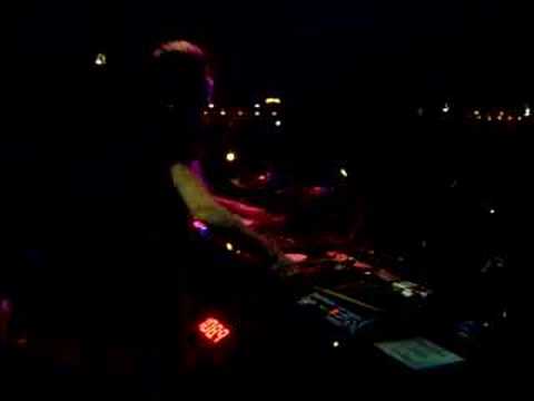 Eric Sneo @ CODE 041 (12-01-08) - 1