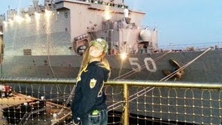 preview picture of video 'On board the ship USS Fort McHenry at Little Creek Naval Base. (video 1 of 3)'