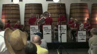 Devil Mountain Jazz Band  "Savoy Blues"