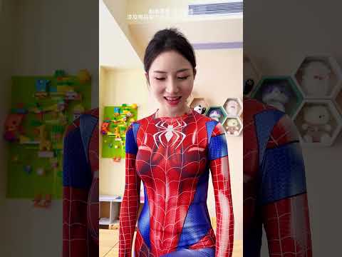 原来女蜘蛛侠的脚才真的臭 #shorts #超人夫妇 #超人不会飞 #蜘蛛侠