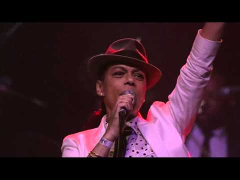 The Selecter - Three Minute Hero (Live 2010)