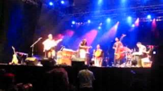 Zee Avi &#39;The Pure Sarawakian Lady&#39; was performed at RWMF 2012 part 4