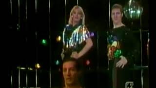 RAFFAELLA CARRA&#39;  BALLO BALLO   [1982]