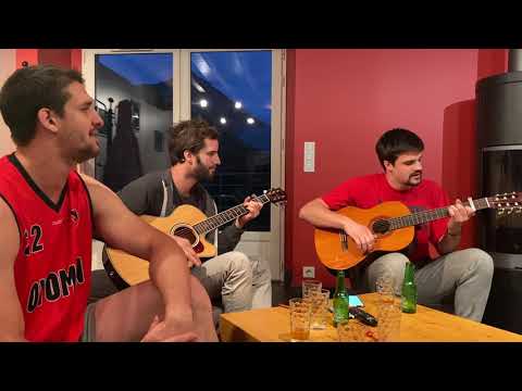 Thibault Lassalle et ses frères chantent "Le Berger d'Aspe"