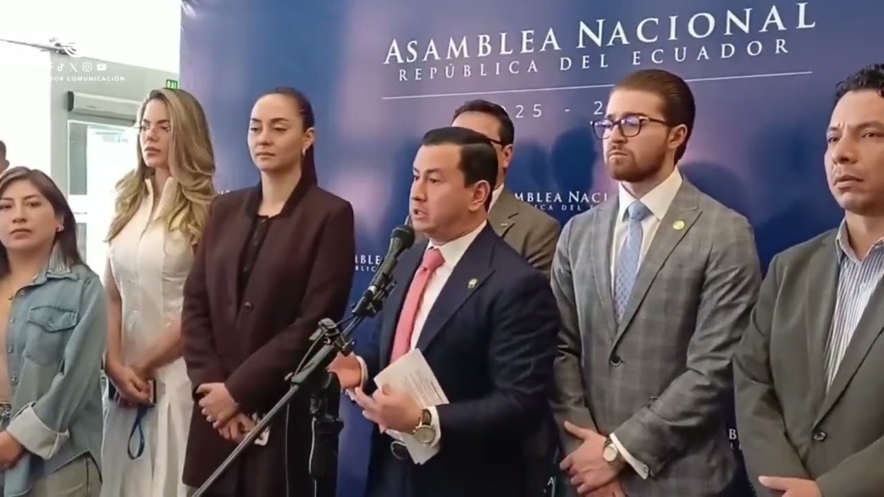 Informe de Comisión de Fiscalización recomienda juicio político contra Mario Godoy