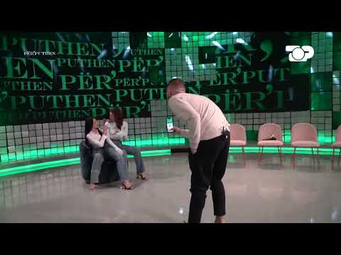 Eda i hipën sipër Loridës, bën gjeste hot - Për’puthen prapaskena