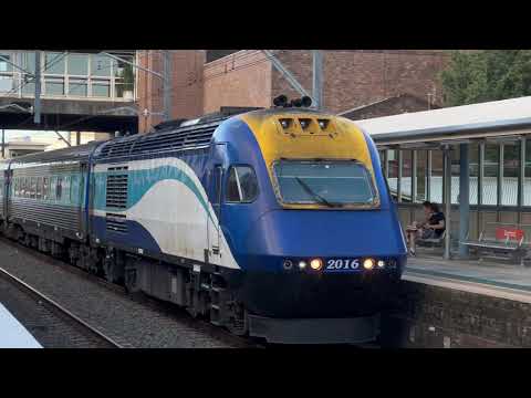 XPT Arriving and Departing from Gosford Station (Description)