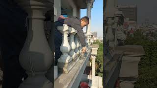 Dựng lan can con tiện