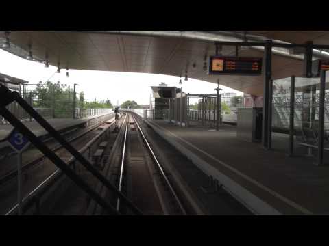 Zomer in Schiedam: met de metro van Pernis naar Marconiplein en terug