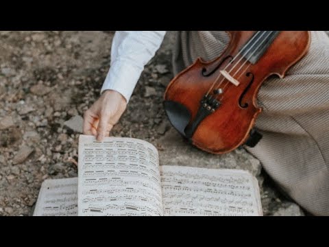 In Fata Ta Isuse - Instrumental