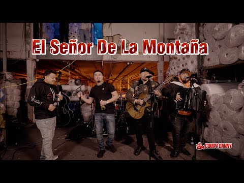 Los De Porte Fino x Los Nuevos Originales Del Bajio - El Señor De La Montaña (En Vivo)