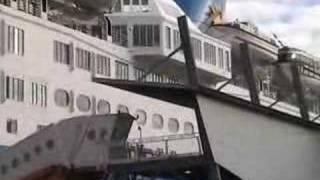 Cruise ships in Sydney - Pacific Sun