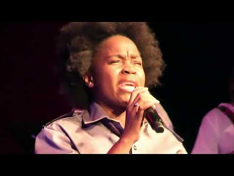 TI POLICIA (XTAKA ZERO) - Onésia Muholove e Pauleta Muholove