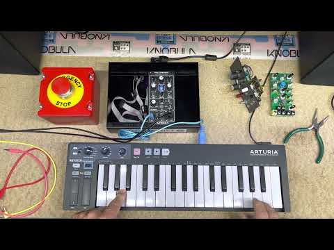 Poly Cinematic [Dark Mode]- Three Notes Being Played Simultaneously and Repeatedly