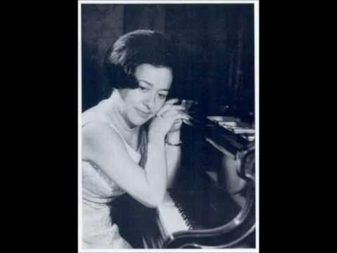 Alicia de Larrocha plays Soler - Sonata in D-flat, R.88