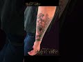 Tatouage demi manchette femme fleurs