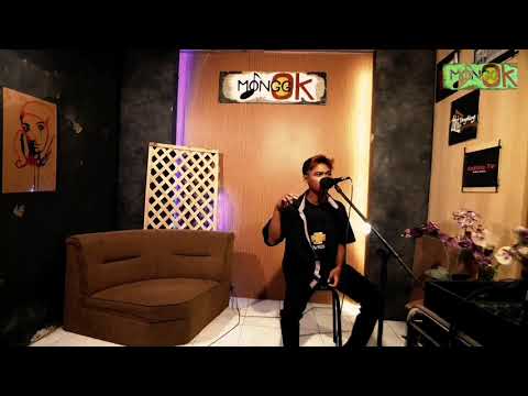 KENANGAN BERSAMAMU - EFENG | Monggok