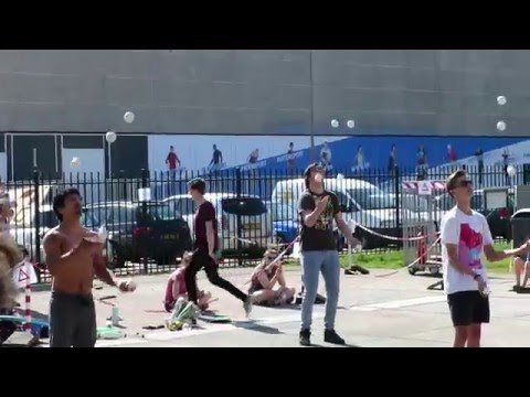 5 Ball Endurance - NJF 2016 Arnhem Juggling Games (Nederlands Jongleer Festival)