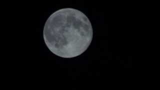 preview picture of video 'Supermoon (June 2013) - Slovakia, Trnovec nad Váhom (Šaľa)'