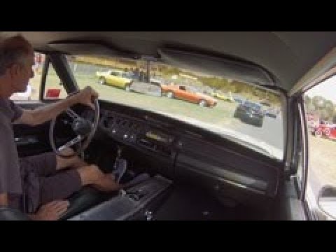 VW Beetle vs 68 Dodge Charger at QR
