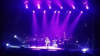 Extrait de "La maison en bord de mer" de Patricia Kaas (Lviv, 20.10.2017)