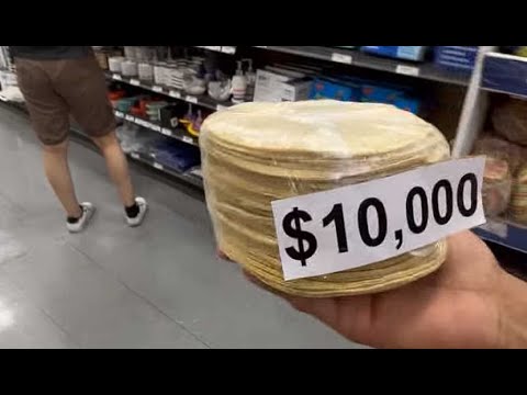 Millonario regala tortillas de dinero a mamá soltera que la abandonó su esposo por dinero😭