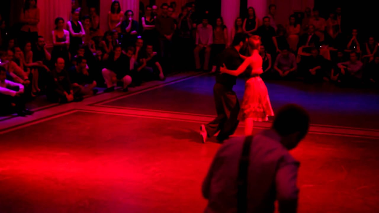 Pablo Rodriguez y Noelia Hurtado @ Belgrade Tango Encuentro 2010 (1/4)