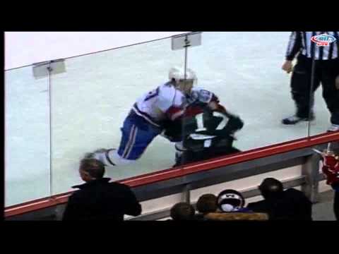 Chris Mueller vs Gabriel Dumont