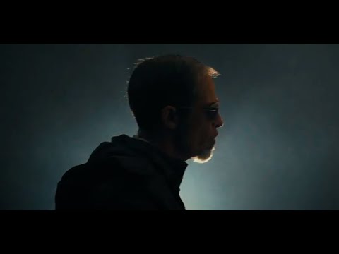 LA BANDA QUINTOBAR ft. CHIPI CHACÓN, Sobrenatural (Video Oficial)