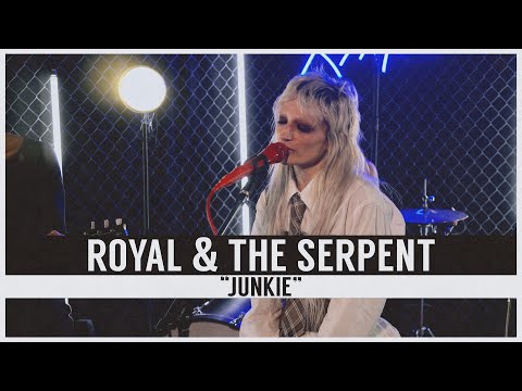 Royal & the Serpent - "JUNKIE" (idobi Session)