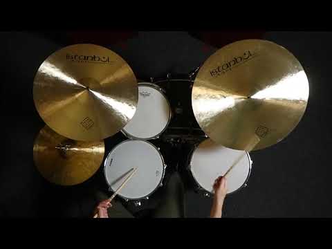 Istanbul Agop Traditional Dark Crash Cymbal 22" 2102 grams DC22