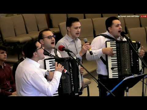 Paradis, tărâm frumos- frații Strugariu