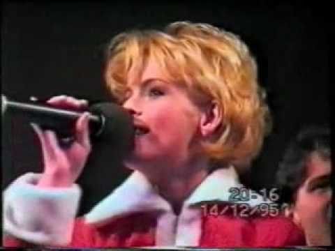 IVETA BARTOŠOVÁ-DNY ZÁZRAKŮ A PŘÁNÍ (HOLY NIGHT)-LIVE