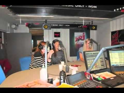 Song clip from PLAYS Sanne Karlsson   Hard To Love1