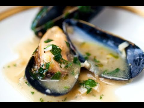 Mussels in Creamy Garlic Sauce OMG!