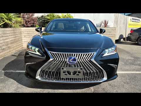 2021 Lexus ES 300h