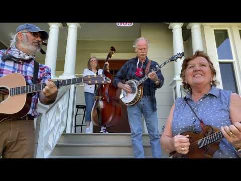 She'll Be Coming Round The Mountain