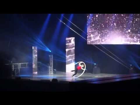 Axone 27  11 16   Cerceau + Clown Veselushka