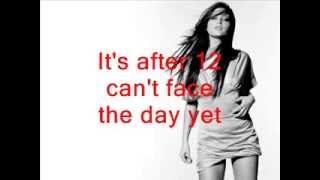 Holly Valance - Naughty girl (lyrics)