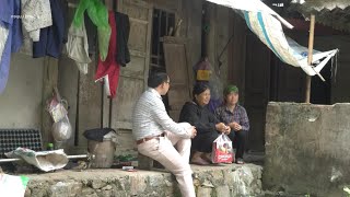 Download lagu Kisah Mengharukan: Dua Orang Asing Menjadi Keluarga bagi Seorang Janda mp3 Download lagu Kisah Mengharukan: Dua Orang Asing Menjadi Keluarga bagi Seorang Janda mp3