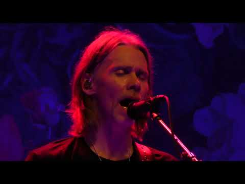 Myles Kennedy - Love Can Only Heal (Live @Effenaar.Eindhoven)