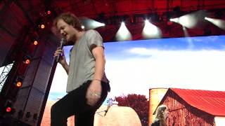 Imagine Dragons - I Won&#39;t Back Down [Tom Petty Cover] (Live at Farm Aid 30)