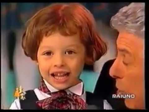 La decolorazione di pigmentary nota il rafano Olio a posti di pigmentary